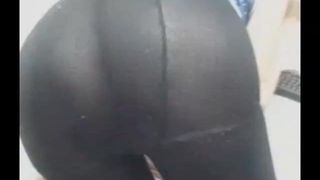 Another obedient cam girl in leggings for me