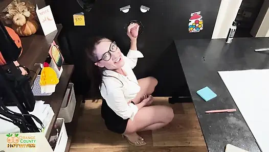 163 OCHW Whitney OC секретарша у глорихола