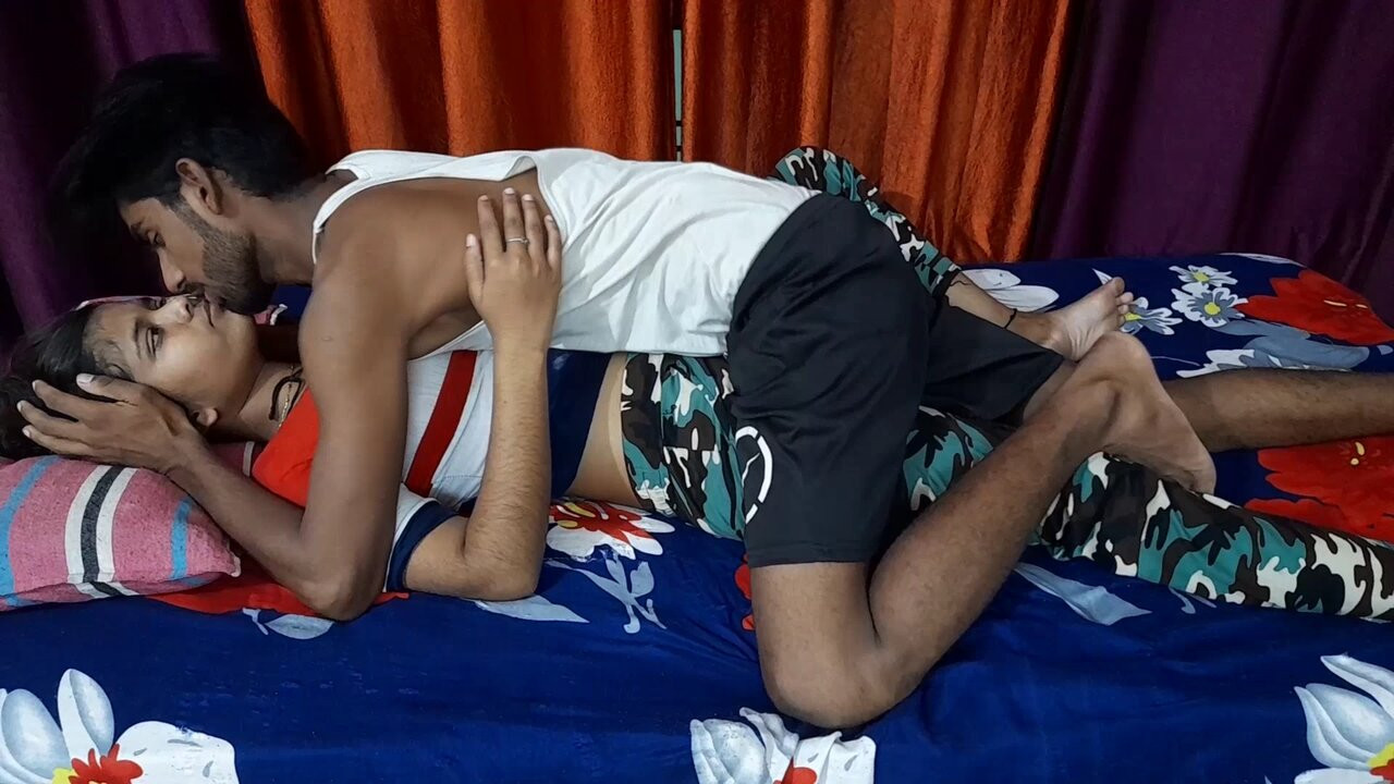 Gadis perguruan tinggi desi dengan payudara besar berhubungan seks india dengan pacar - seks audio hindi terbaik