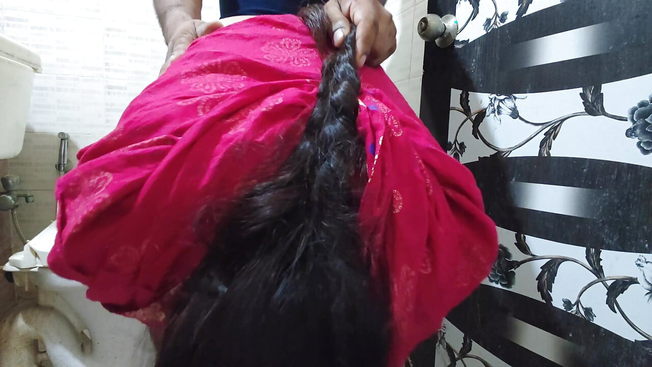 Bhabhi ko toilet mai hi choda diya devar ne