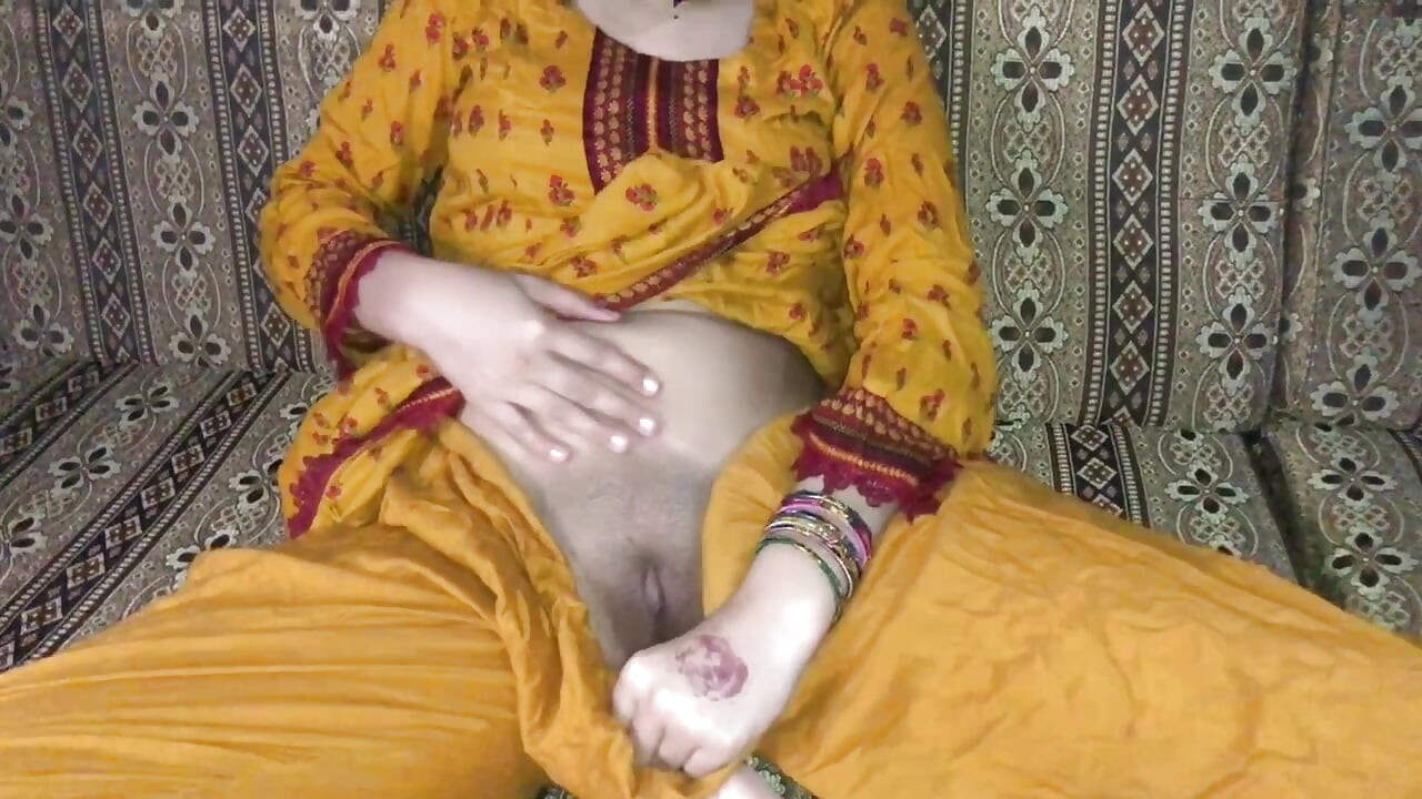 Horny Teen Stepsister With Thick Ass Bounces On My Dick