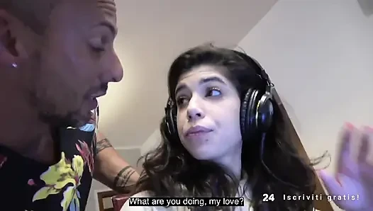Vay canına! Arkasından! Çalışırken karısını aldattı! (İtalya'dan porno)