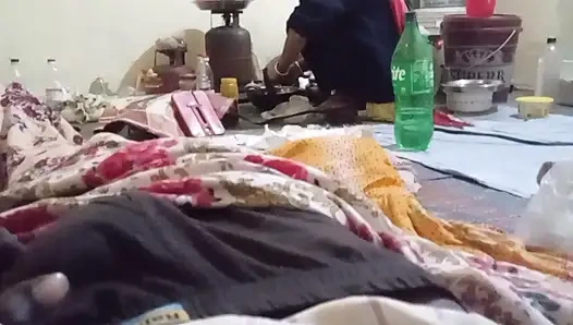 I was cooking and the guy masturbated behind my back. Indian desi boy and mummy