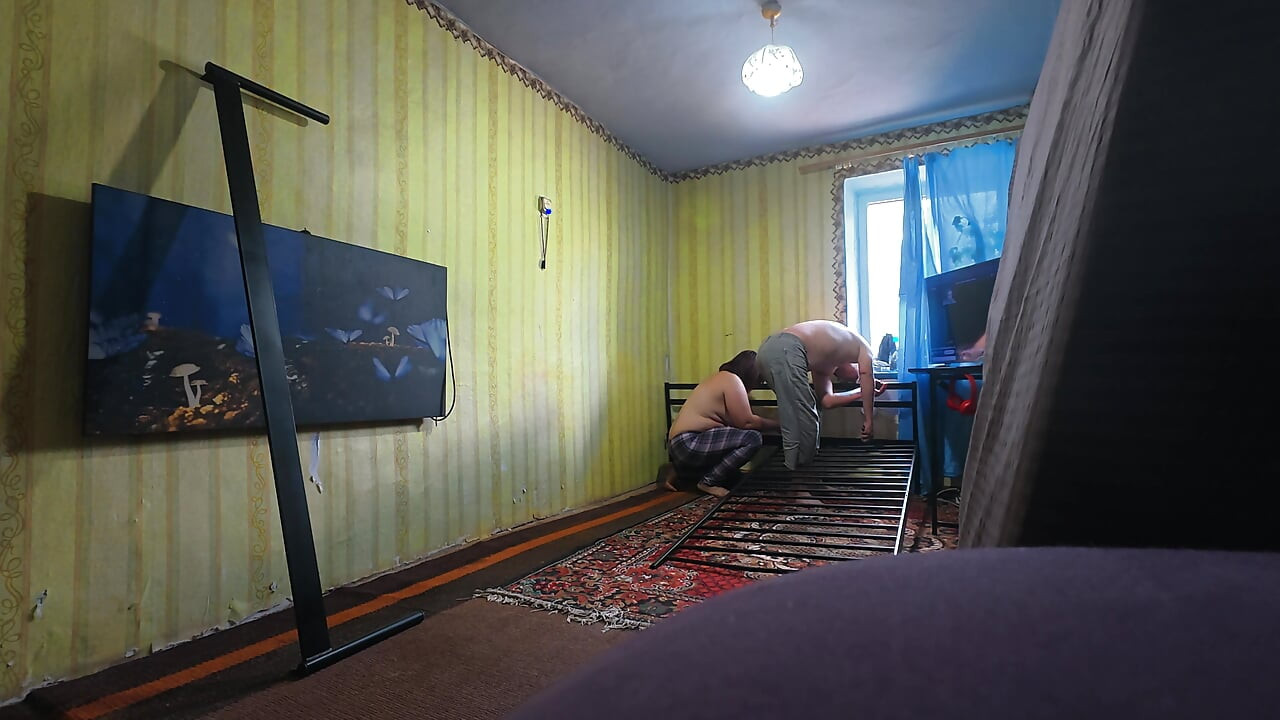Зад кулисите, неподрязано. Строим ново секс легло