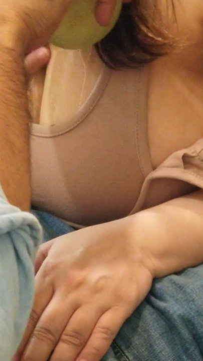 Big Tits Mom Gave Slippery Titfuck To Horny Stepson, Big Boobs Moms Oiled Real Amateur Homemade Handjob | Clip 1