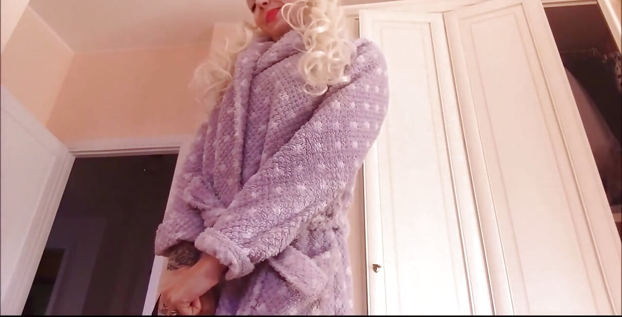 Do You Want to Be Masturbated by Step Mom and Stepaunt?