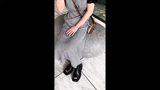 Part 1 "If you give birth healthily..." A slender wife with a strong desire to get pregnant and a strong sexual desire! Pregnancy copulation with Izumi (28), who is begging strongly!