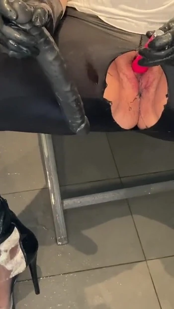 Unforgettable moment from "Shower Masturbation and Pissing in Leggings and PVC Boots"