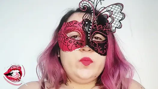 Saya memakai lipstik saya