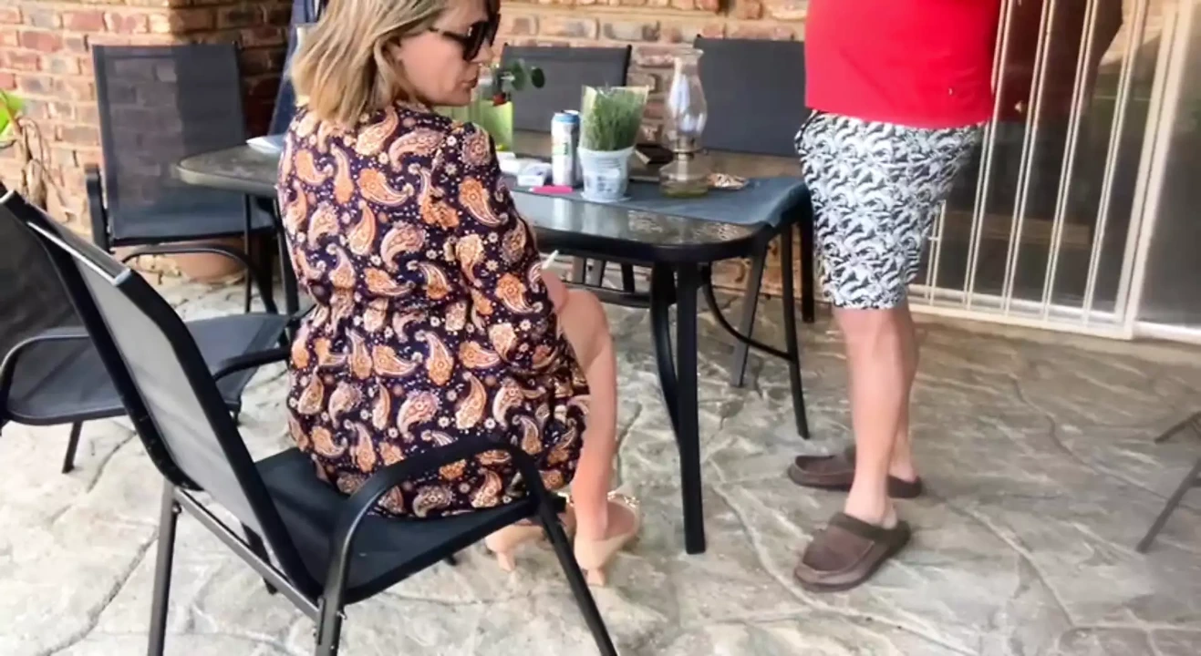 Fucking my naughty wife in lunchtime QUICKIE