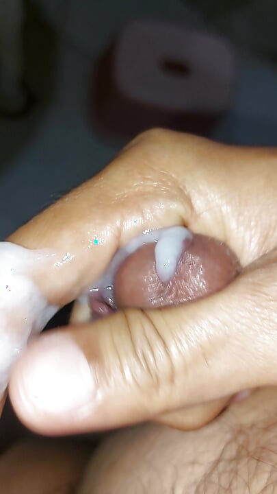 Day 2 jerking off because wife is already done for the day