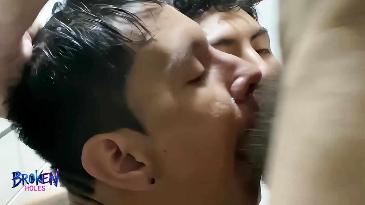 내가 나를 삼키는 동안 그와 함께 밖으로 만들기 II