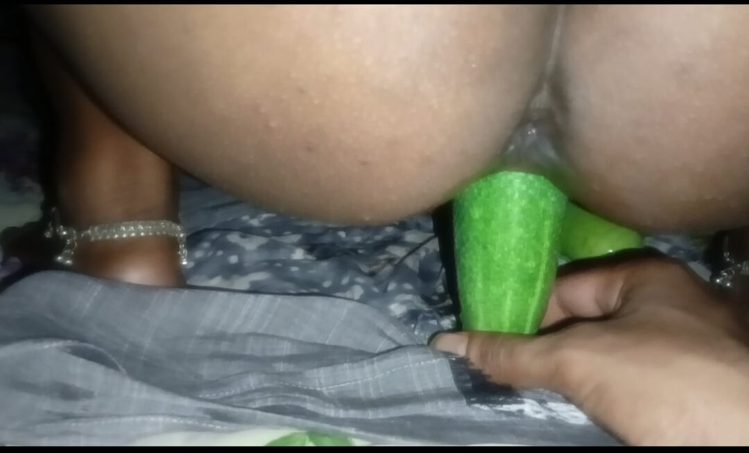 Bhabhi Ne pura khira chut me dal diya