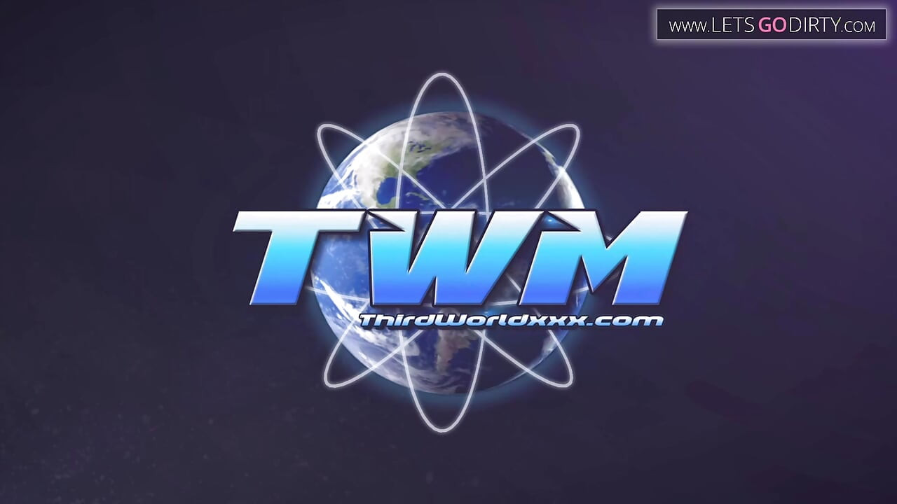 Blonde milf screams in pleasure as she rides a huge black cock to a cumshot