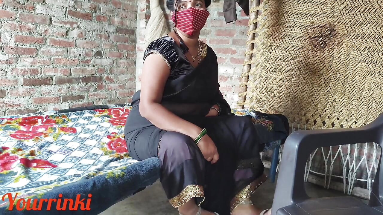 Loan ki kisst ke badle chut mili bhabhi ki
