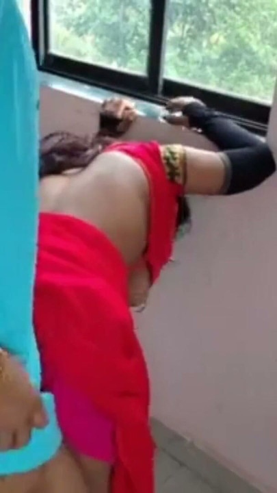 Indian hot  wife wearing saree husband come in home and fuck hard | Clip 2