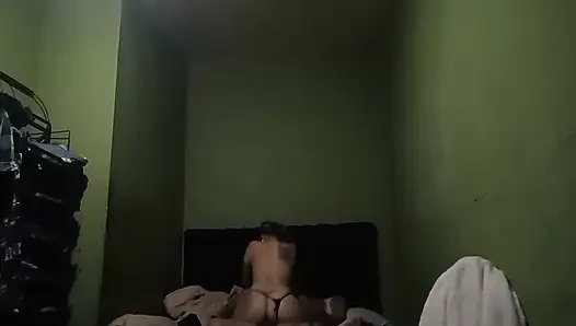 Wie lecker die freundin meiner besten freundin auf meinem schwanz sitzt