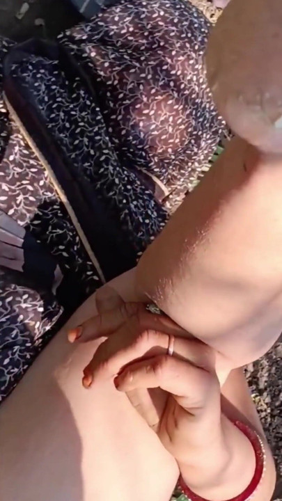 Real Outdoor Sex With Beautiful Girl | Clip 1