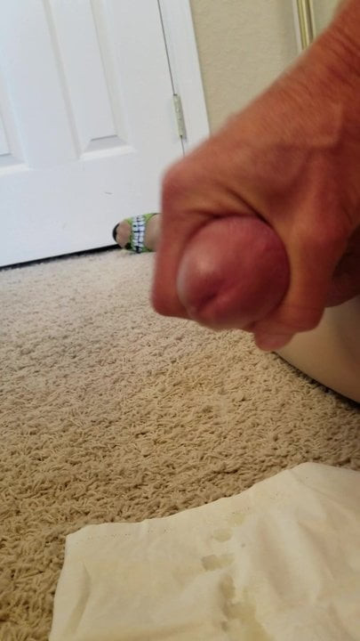 POV Jerkoff with cum wearing pantyhose and heels