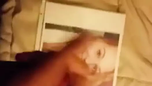 ashley'e saygı duruşu