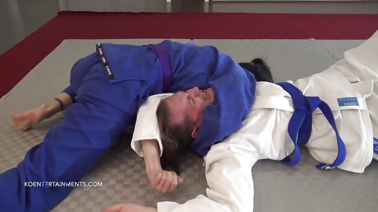 Suzie vs. Potter – Gi