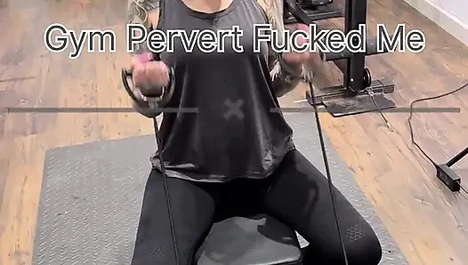 Fitnessstudio Perverser Fickte Mich