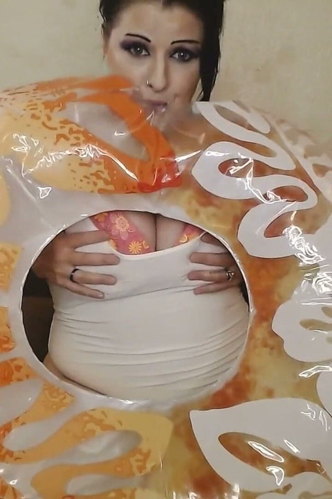 Blowing up Inflatable Pool Tube