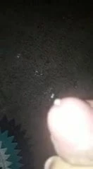 Brazilski ladyboy drka ogroman cumshot