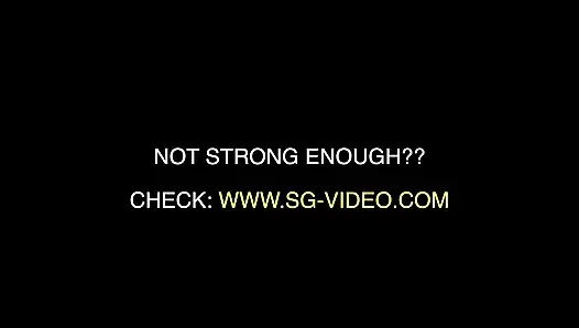 Handsmommy Опасные руки - с участием топ-домины Abbie Cat