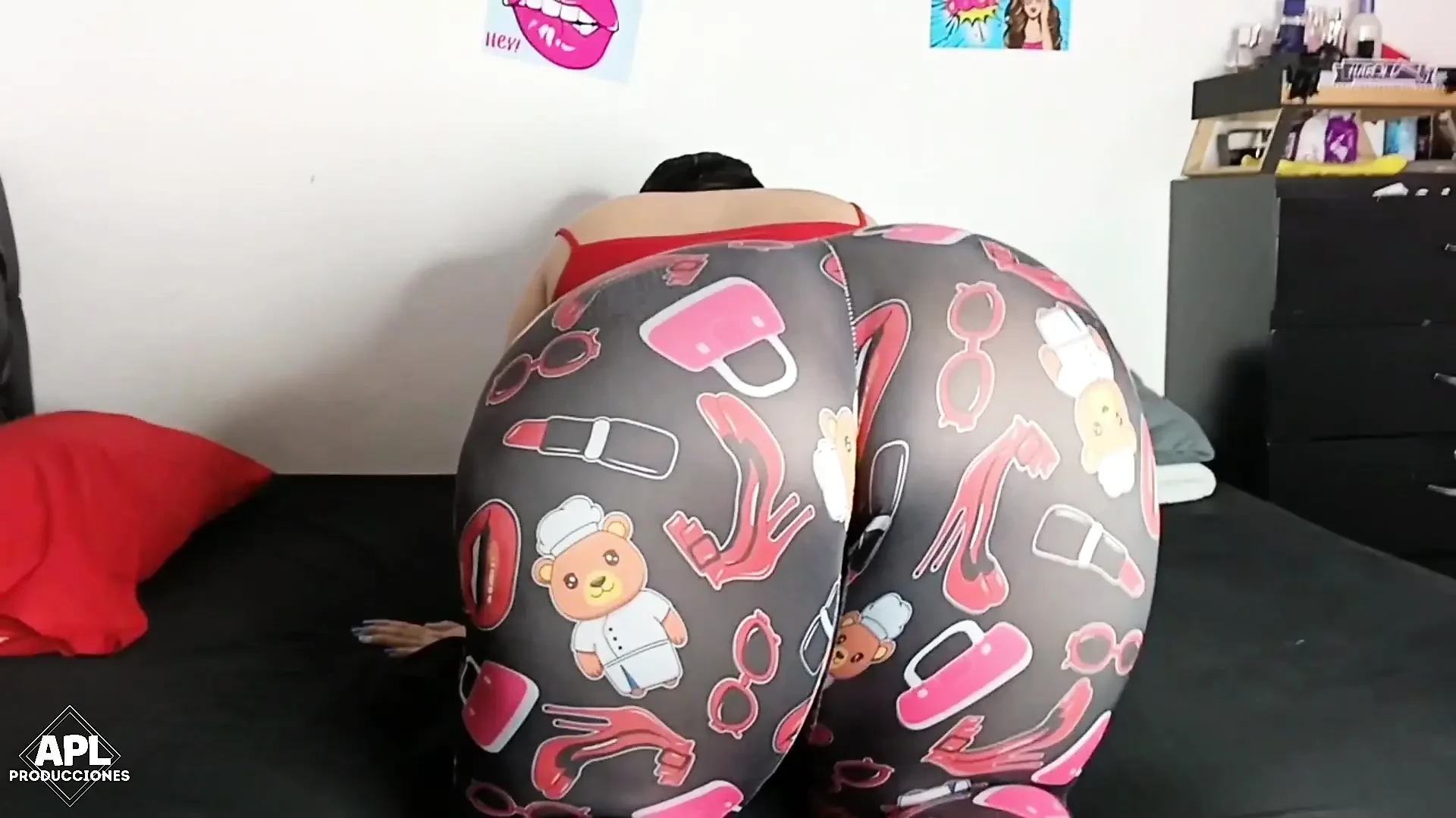 I like to record my neighbor’s huge ass every time we fuck