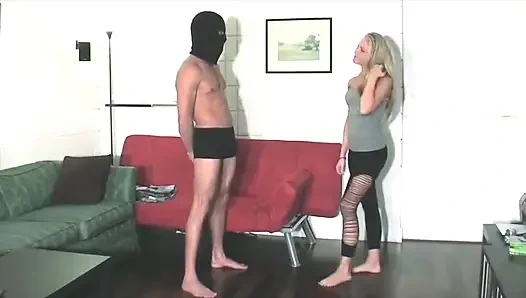 Kelly tekmeler veya dizler için