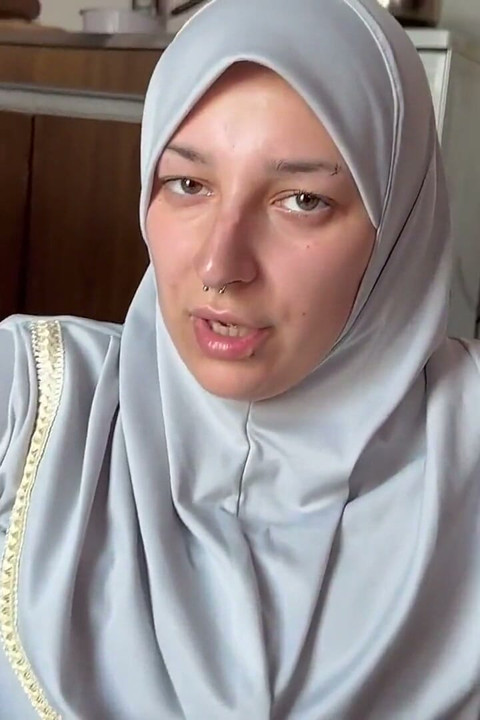 Muslim-piss-on-u