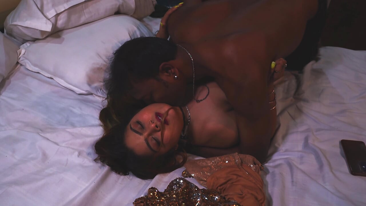 The servant fucked the mistress