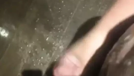Jerk in Huge Hotel Shower