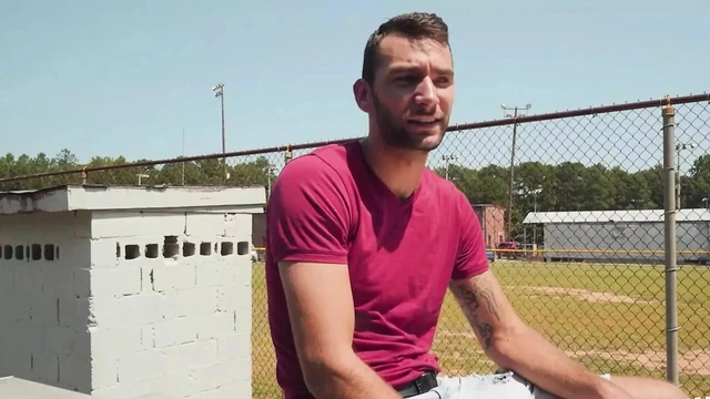 Seamus O'Reilly Convinces Straight Guy Brian Adams To Let Him Take Care Of His Dick - REALITY DUDES