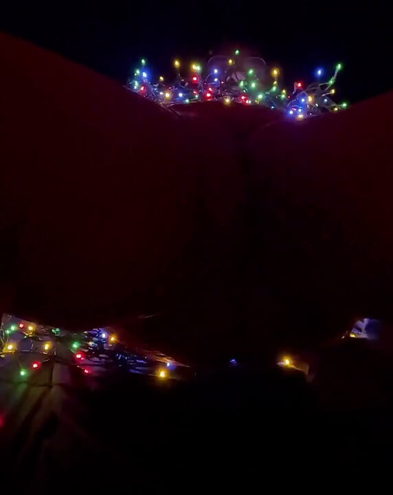 Ebony BBW Masturbates Christmas Edition