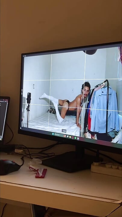 Sex Siren with Cumshot