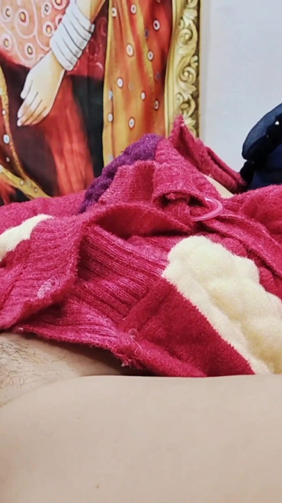 Spectacular moment from "Indian Desi young girlfriend home nude with boyfriend pussy fuck mms"