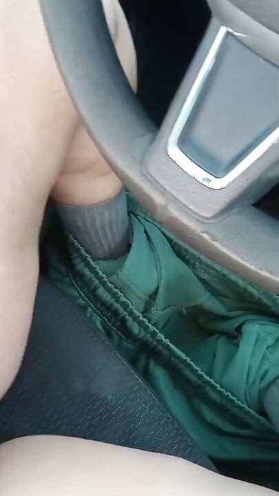Public masturbate my pussy in the car wash, my husband's handjob in traffic! Part 1