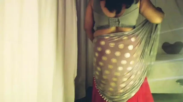 Hot Girl Open Bra Full Nude and Show Boobs Press Hot Boobs.