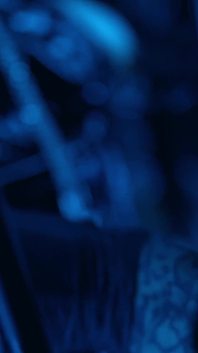 Η πουτάνα μου με λάτεξ - Madame Royale Hamburg