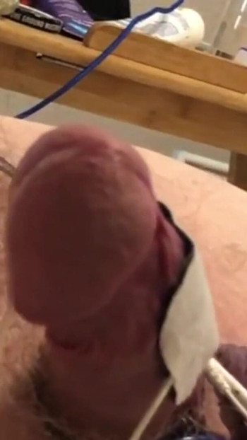 Ključni trenutak iz "It Hurts So Good - Cum Compilation 2"