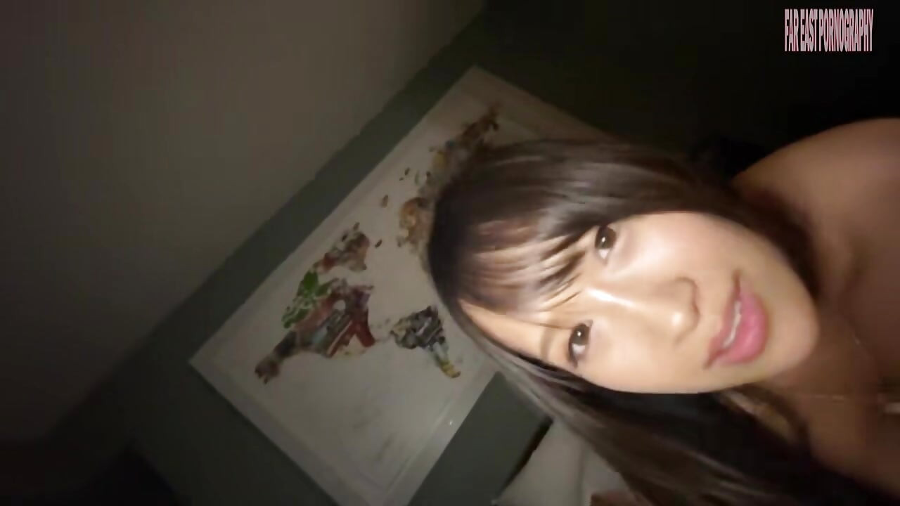 카메라 앞에서 모든 순간을 사랑하는 열정적인 미녀 촬영 - 4