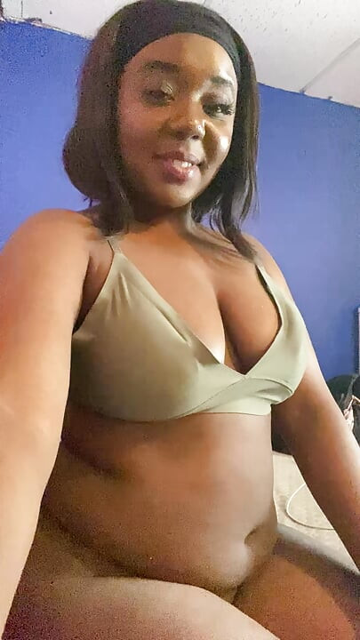 solo Ebony female Alliyah Alecia Camshow Preview