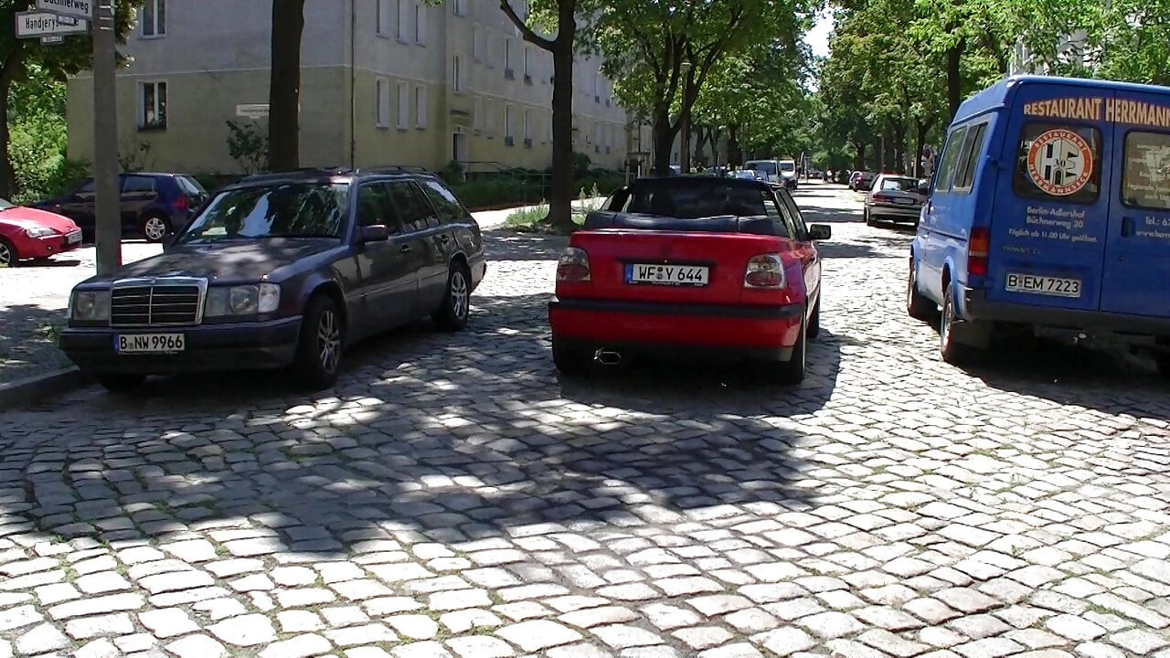 Německý řidič bere jen špinavé stopaře