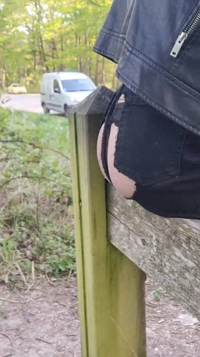 Mini-Skirt Ras la Foufoune, Heels, Stockings Little Bows on a Public Parking Lot 20Apr26 BRUNOy91 VaneSsaBiTCHx PariS