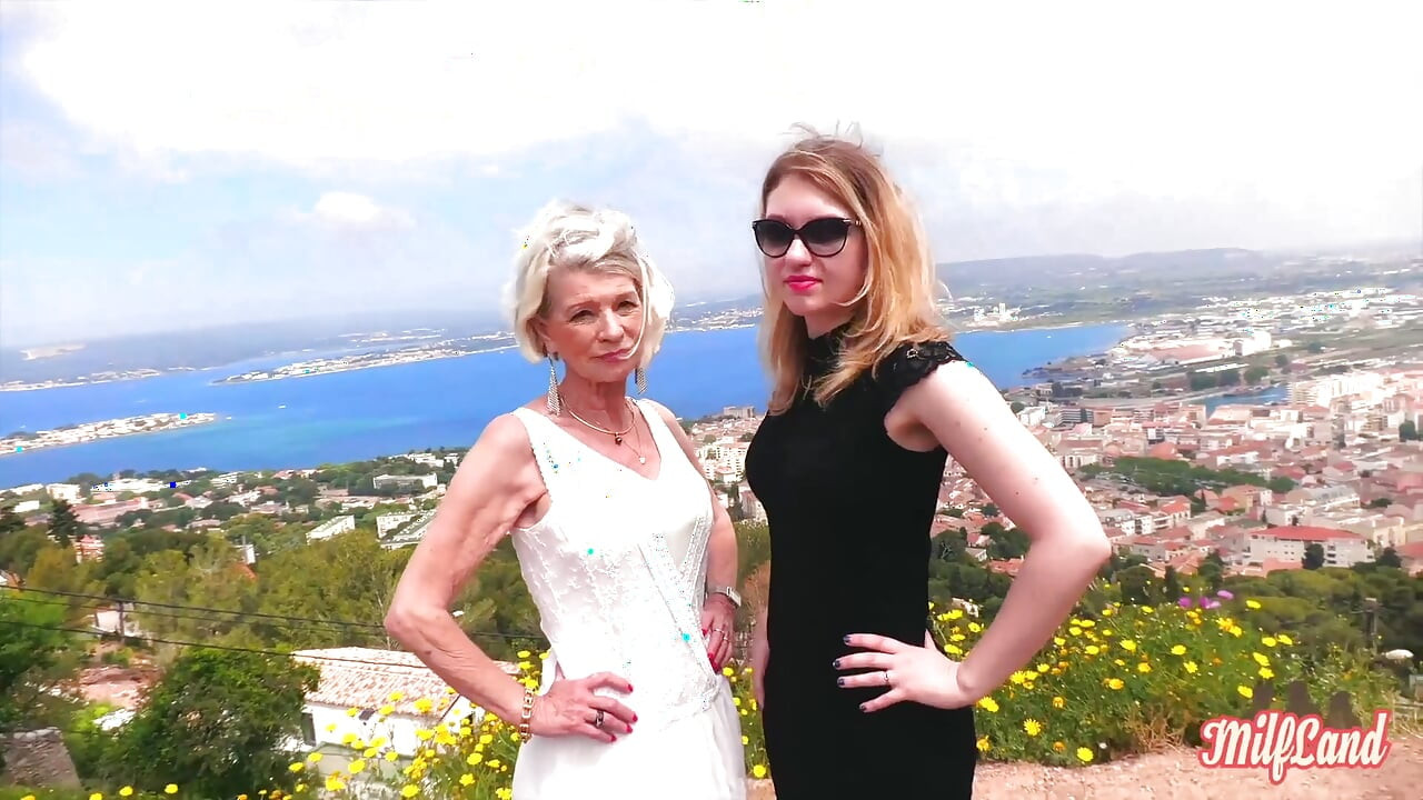 Eva ยายน่าเย็ดวัย 70 ปีกําลังเย็ดกับ Lyna อายุ 27 ปี