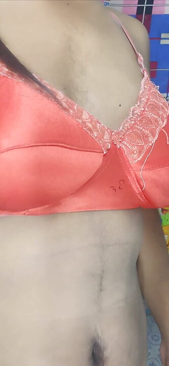 New video of fingering and licking  for live show