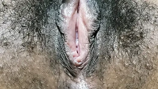 Hot Hairy MILF Pussy Close Up With Seductive Amateur Energy