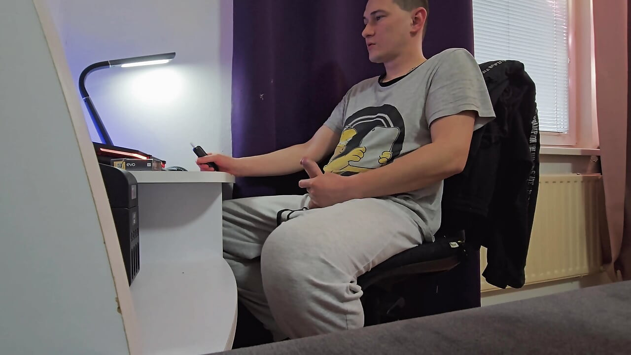 Horny Morning. Reaching Orgasm While Watching Porn